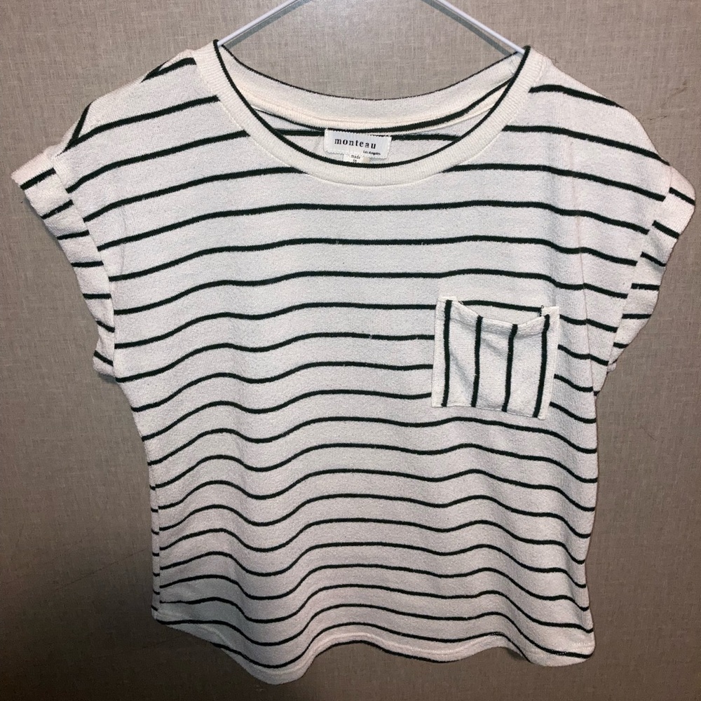 Youth large striped t-shirt.